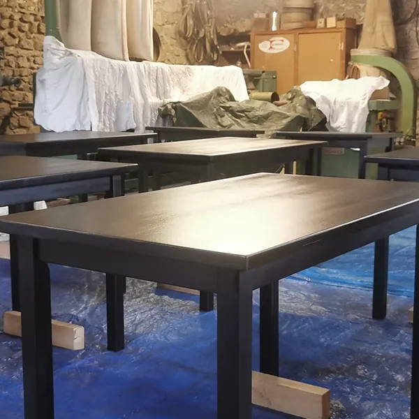 Restauration de tables à Montory